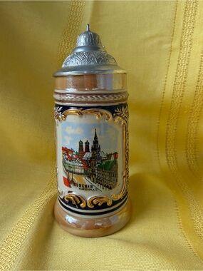 Munich Marienplatz Ceramic Beer Stein with pewter lid GERZ